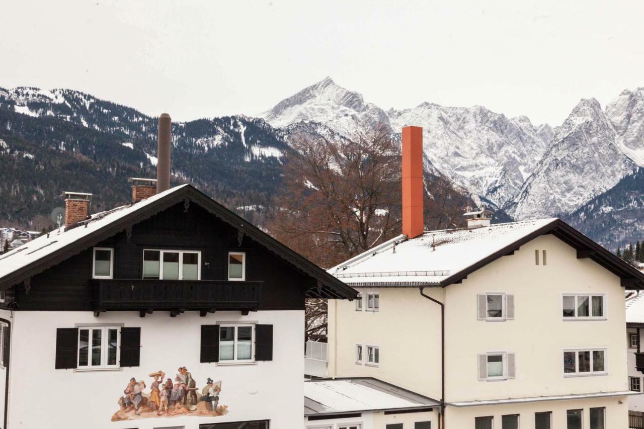 Ferienhaus Butterfly Garmisch-Partenkirchen Exterior photo