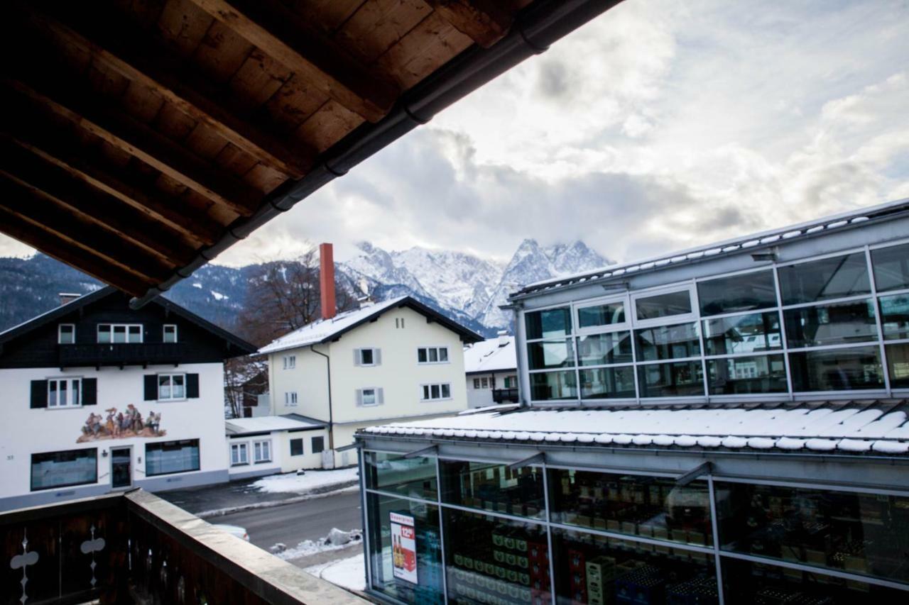 Ferienhaus Butterfly Garmisch-Partenkirchen Exterior photo